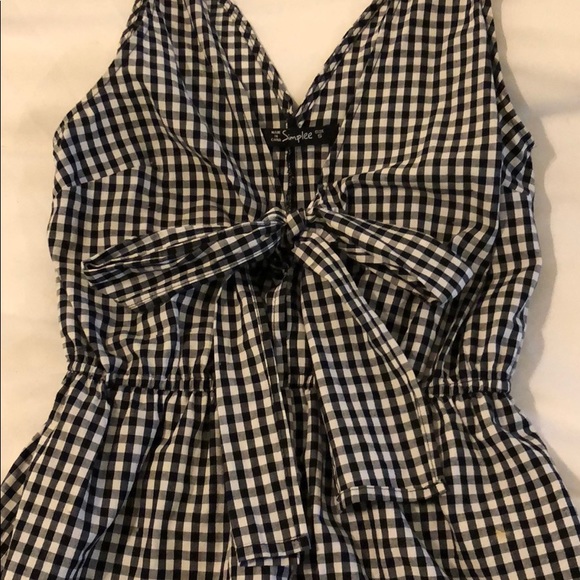 Black & White Plaid Front Tie Romper - Picture 3 of 5